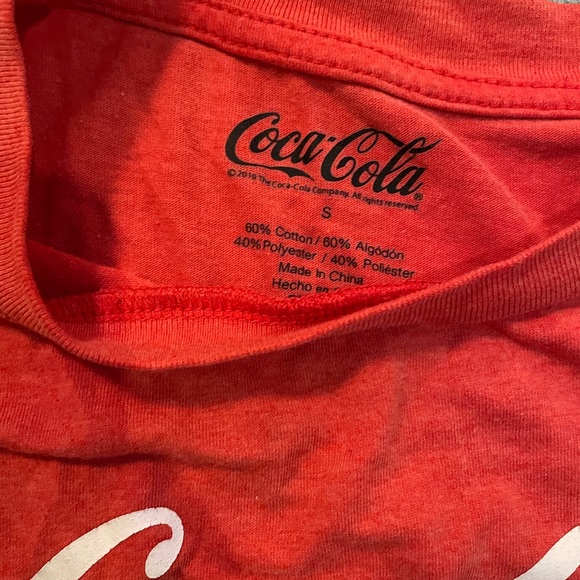 Coca-Cola Coca Cola Red Foreign Language Logo Tee Size Small - Women. - Picture 5 of 6